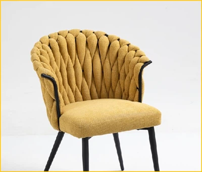 Moderne stolutforming stue